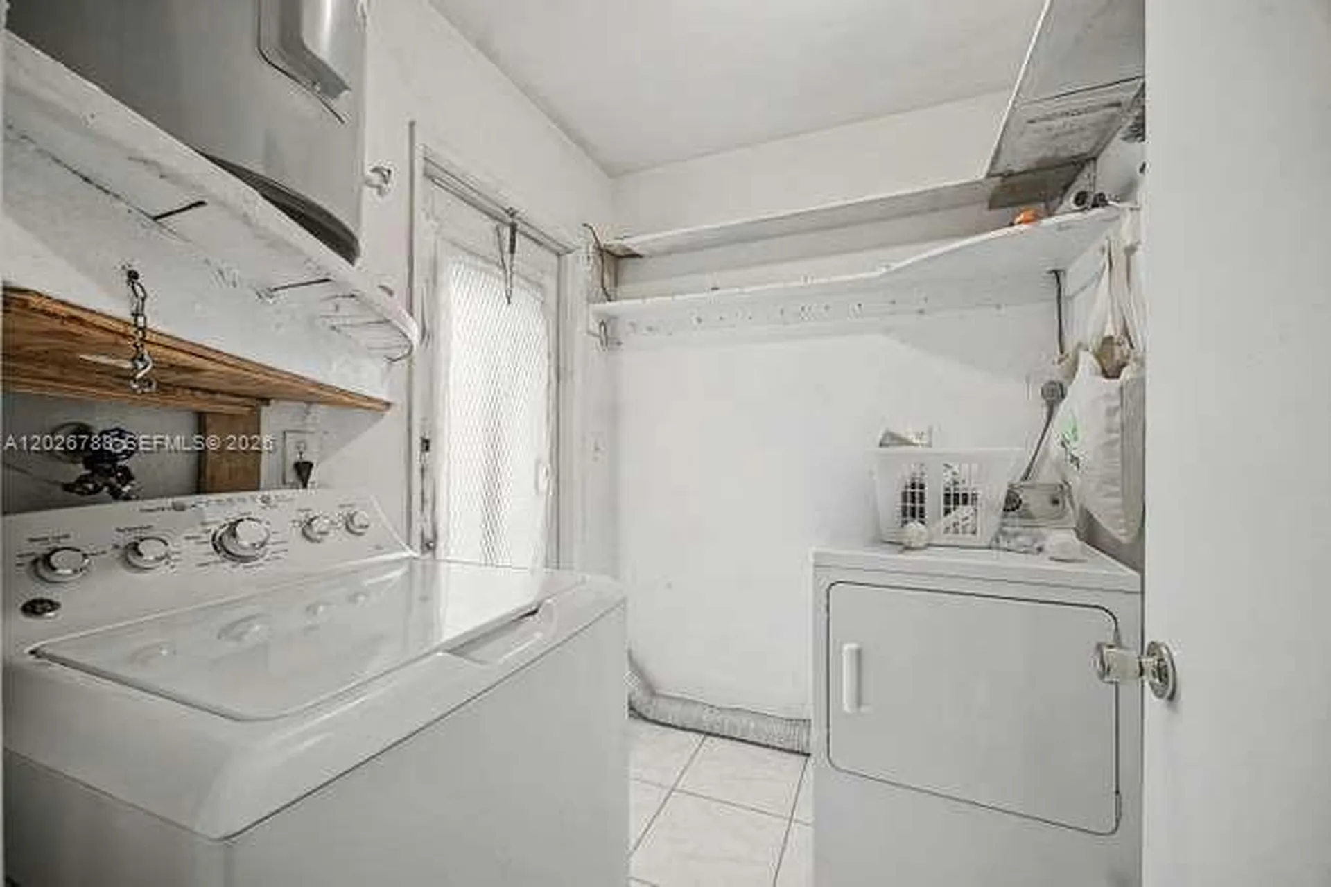 2000 N 58th Avenue Hollywood FL 33021