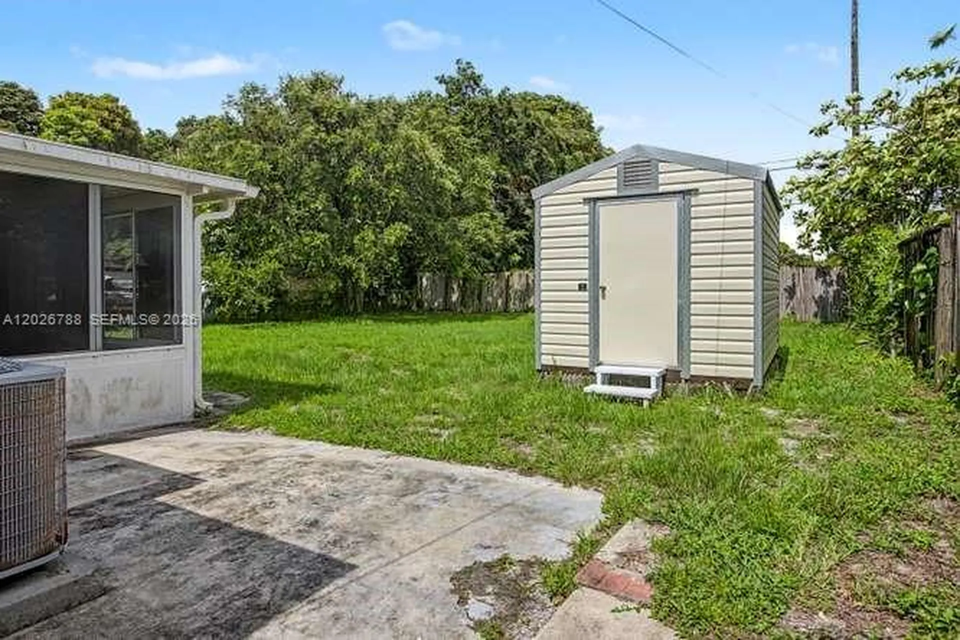 2000 N 58th Avenue Hollywood FL 33021