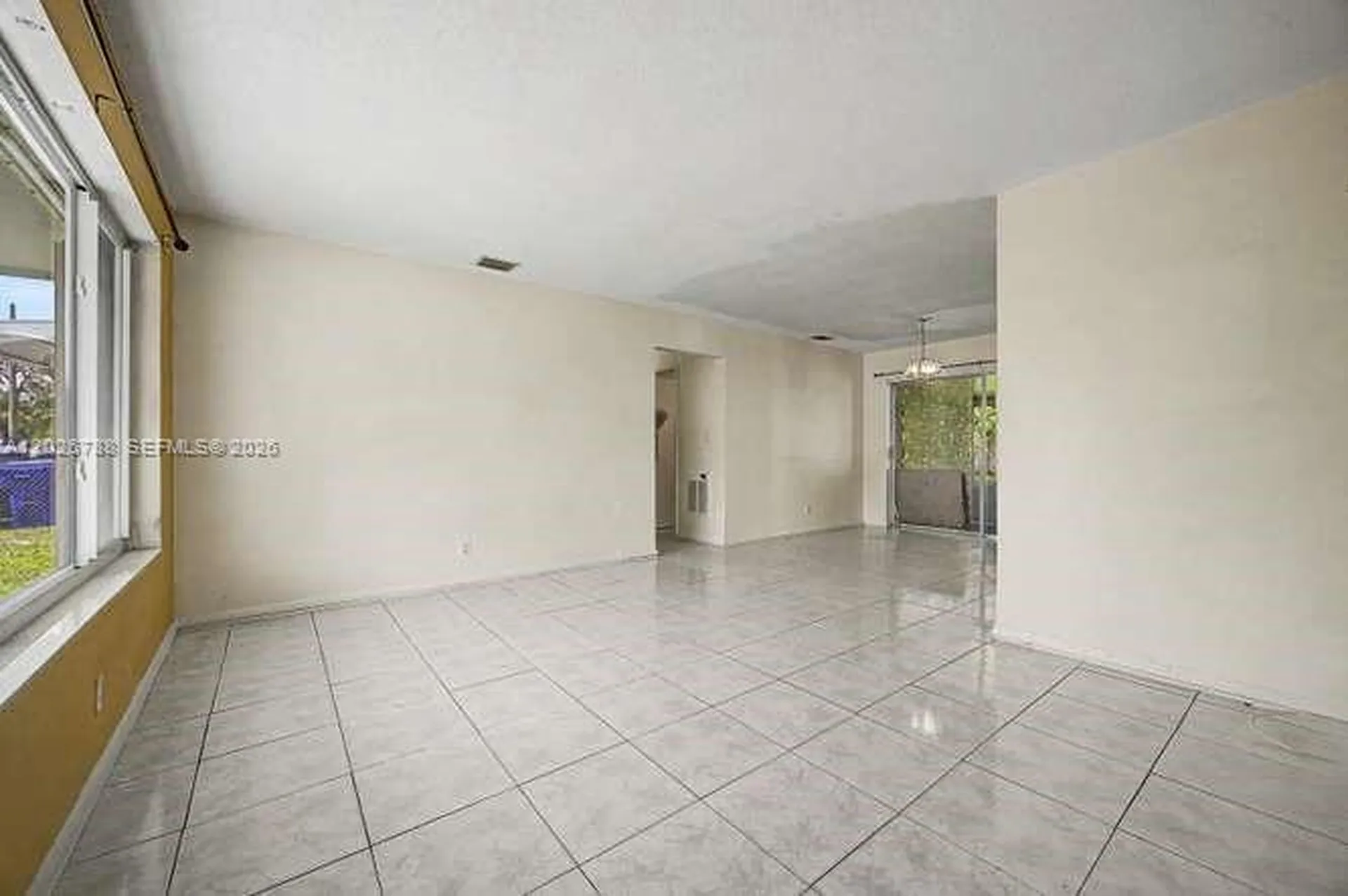 2000 N 58th Avenue Hollywood FL 33021