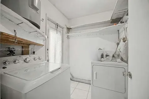 2000 N 58th Avenue Hollywood FL 33021