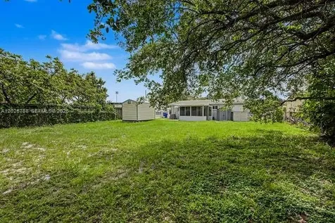 2000 N 58th Avenue Hollywood FL 33021
