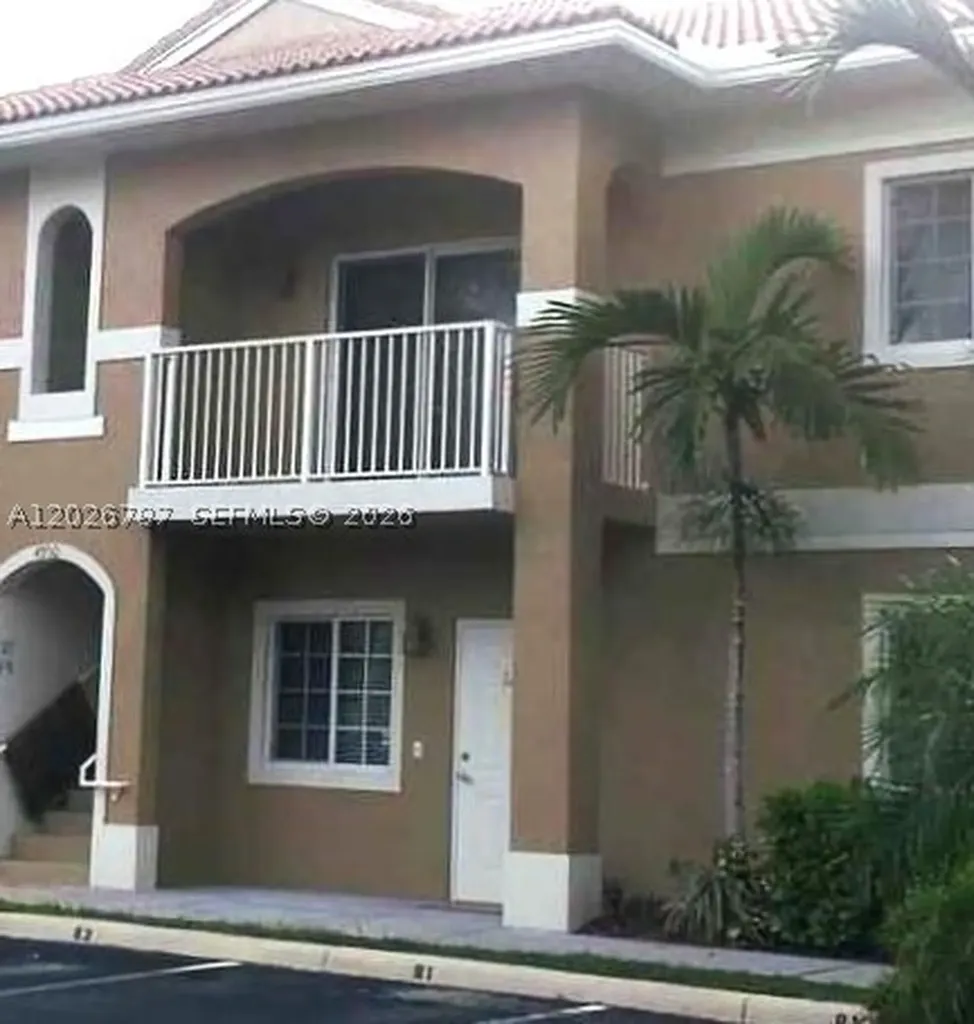 4812 Washington Street Hollywood FL 33021