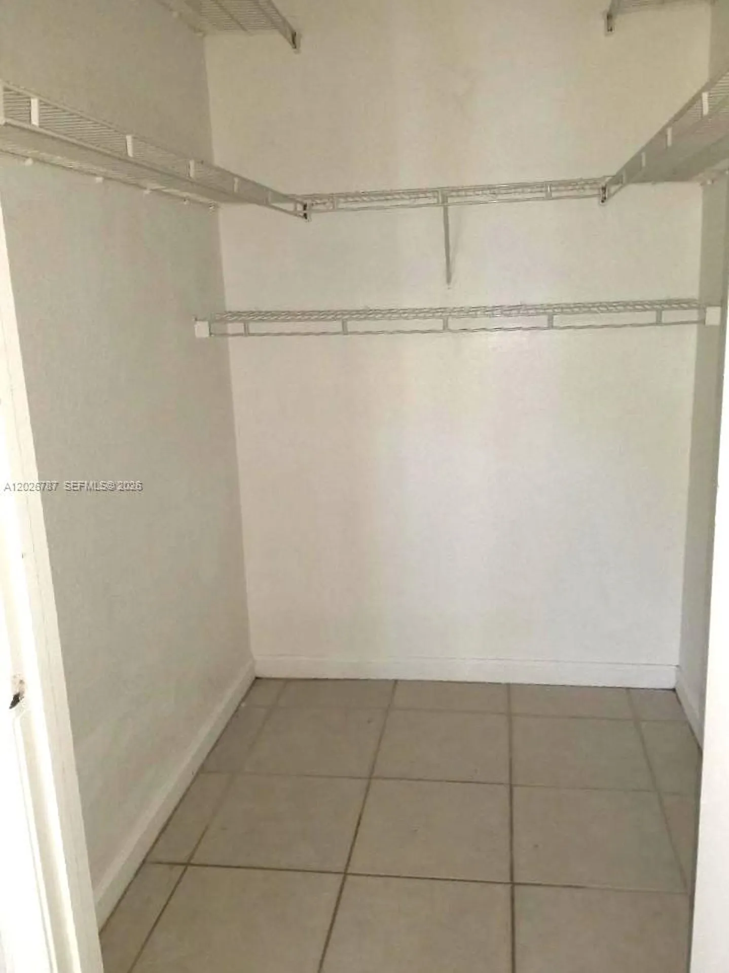4812 Washington Street Hollywood FL 33021