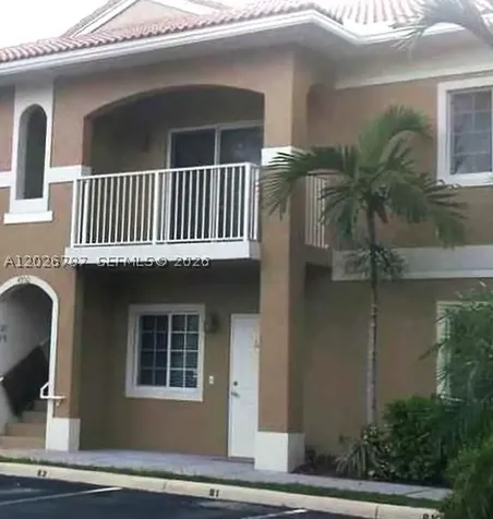 4812 Washington Street Hollywood FL 33021