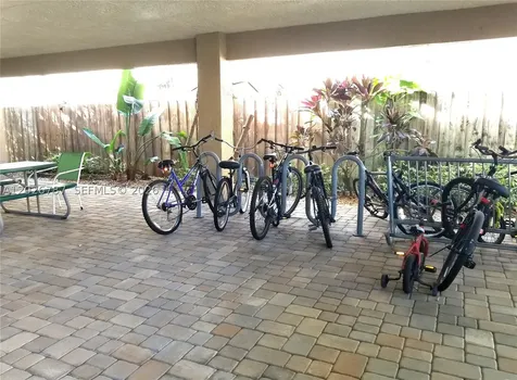 4812 Washington Street Hollywood FL 33021