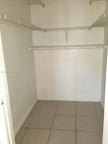 4812 Washington Street Hollywood FL 33021