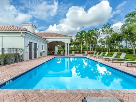 16129 Poppyseed Circle Delray Beach FL 33484