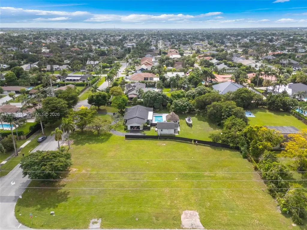 13600 SW 107th Avenue Miami FL 33176
