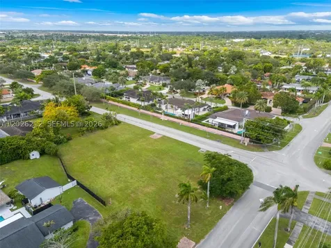 13600 SW 107th Avenue Miami FL 33176