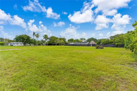13600 SW 107th Avenue Miami FL 33176