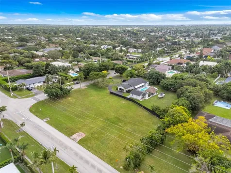 13600 SW 107th Avenue Miami FL 33176