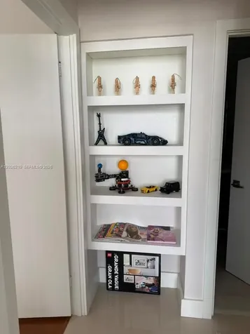 2500 Parkview Drive Hallandale Beach FL 33009