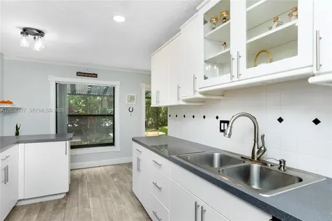 4690 NW 30th Street Coconut Creek FL 33063