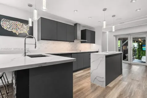 2257 SW 11th Street Miami FL 33135