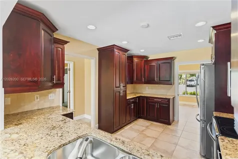 5160 SW 18th Court Plantation FL 33317