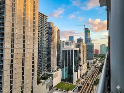 690 SW 1st Court Miami FL 33130