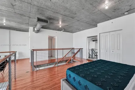 690 SW 1st Court Miami FL 33130