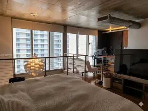 690 SW 1st Court Miami FL 33130