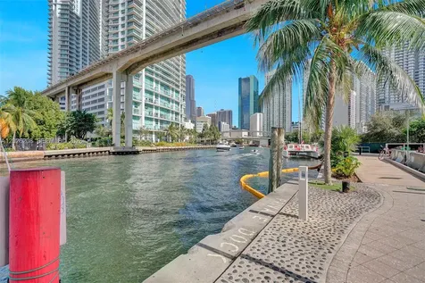 690 SW 1st Court Miami FL 33130
