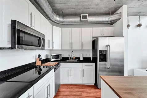 690 SW 1st Court Miami FL 33130