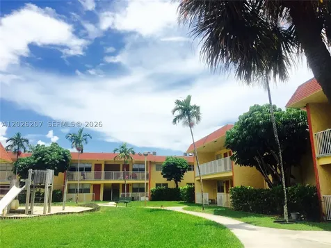 850 E Commercial Boulevard Oakland Park FL 33334