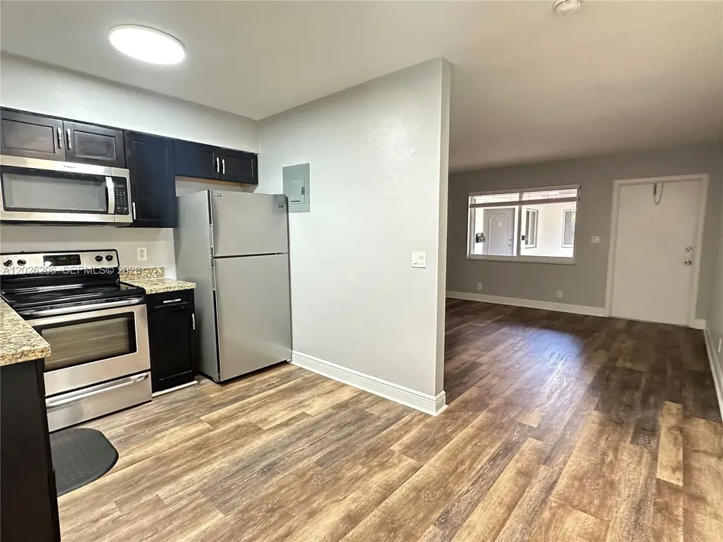 3720 NE 22nd Avenue Lighthouse Point FL 33064
