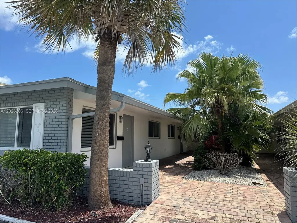 3720 NE 22nd Avenue Lighthouse Point FL 33064