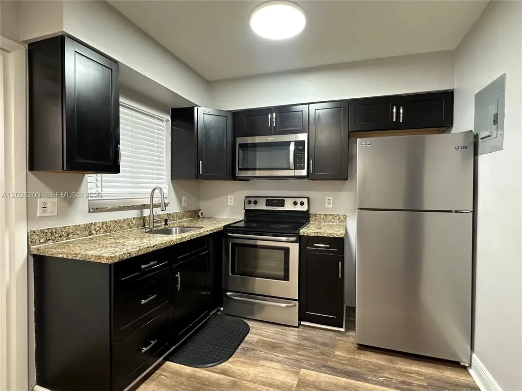 3720 NE 22nd Avenue Lighthouse Point FL 33064