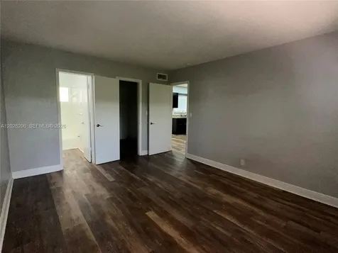 3720 NE 22nd Avenue Lighthouse Point FL 33064