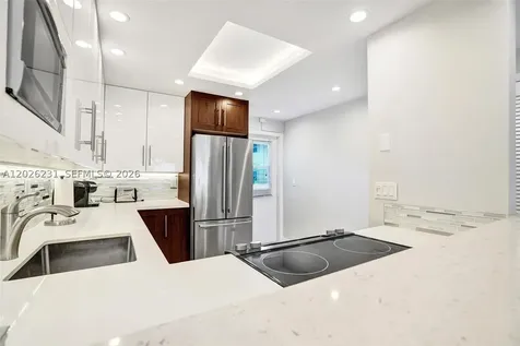 450 Paradise Isle Boulevard Hallandale Beach FL 33009