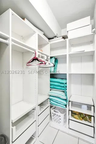 450 Paradise Isle Boulevard Hallandale Beach FL 33009
