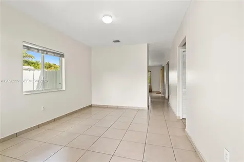 716 SE 12th Terrace Homestead FL 33033