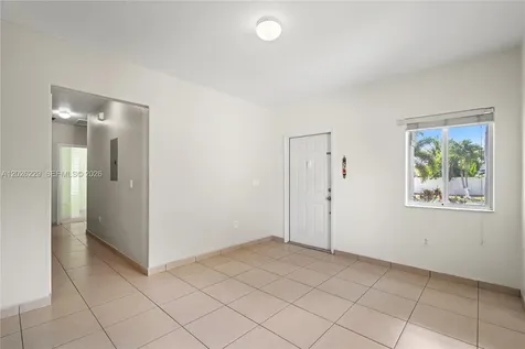 716 SE 12th Terrace Homestead FL 33033