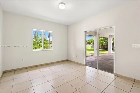 716 SE 12th Terrace Homestead FL 33033