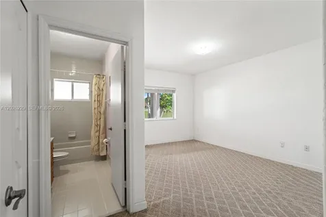 716 SE 12th Terrace Homestead FL 33033