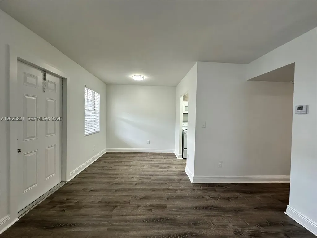2910 Pierce Street Hollywood FL 33020