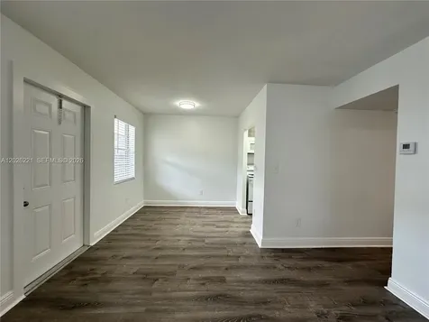 2910 Pierce Street Hollywood FL 33020
