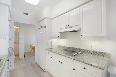 4779 Collins Avenue Miami Beach FL 33140