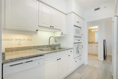 4779 Collins Avenue Miami Beach FL 33140