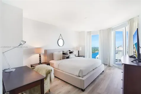 4779 Collins Avenue Miami Beach FL 33140