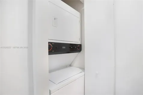 4779 Collins Avenue Miami Beach FL 33140