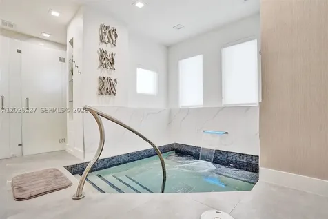 4779 Collins Avenue Miami Beach FL 33140