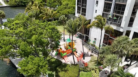 1865 Brickell Avenue Miami FL 33129