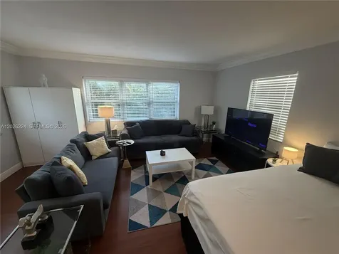 814 NW 18th Street Fort Lauderdale FL 33311