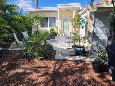 814 NW 18th Street Fort Lauderdale FL 33311