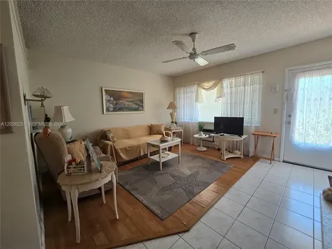 820 SW 11 Street Hallandale Beach FL 33009