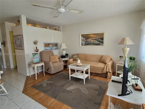 820 SW 11 Street Hallandale Beach FL 33009