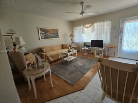 820 SW 11 Street Hallandale Beach FL 33009