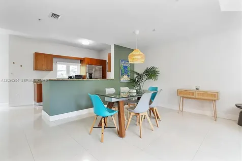 2704 NE 184th Terrace Aventura FL 33160