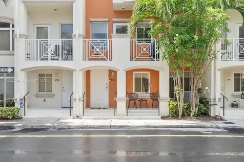 2704 NE 184th Terrace Aventura FL 33160